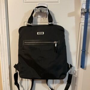 Baggallini Jessica backpack purse.  Like new